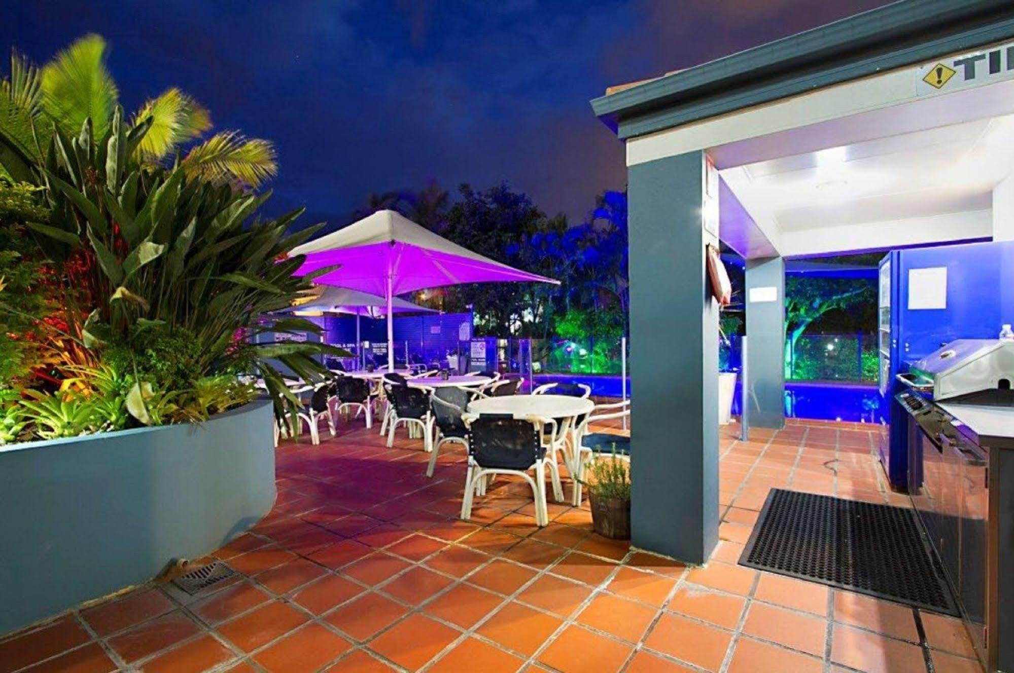 Santana Surfers Paradise Aparthotel 3*