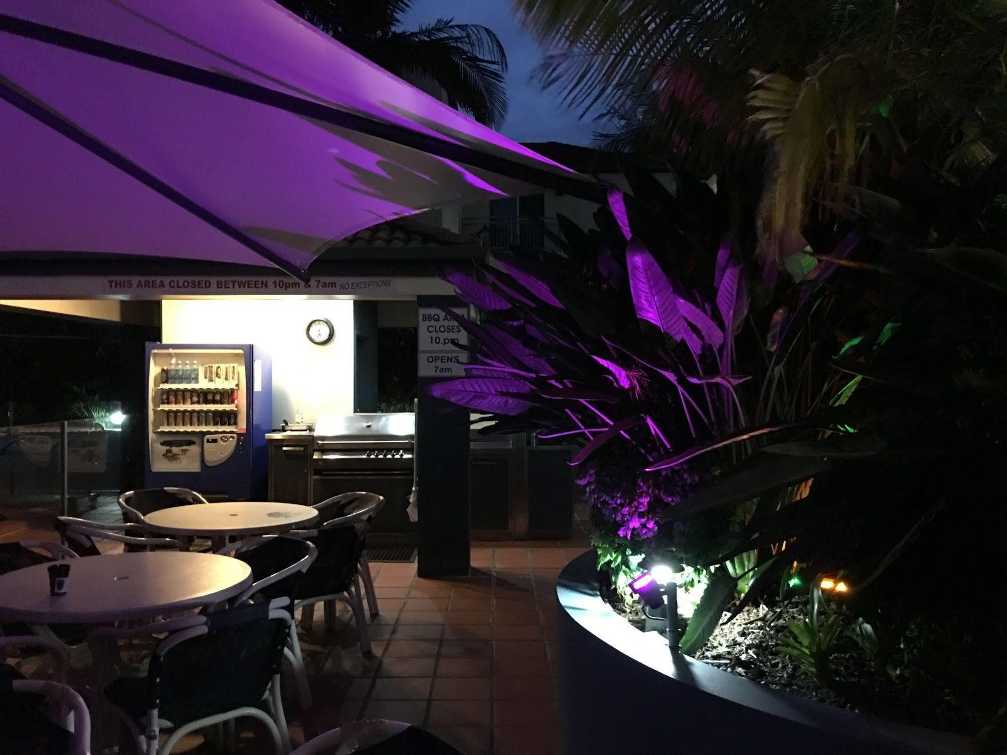 Santana Surfers Paradise Aparthotel