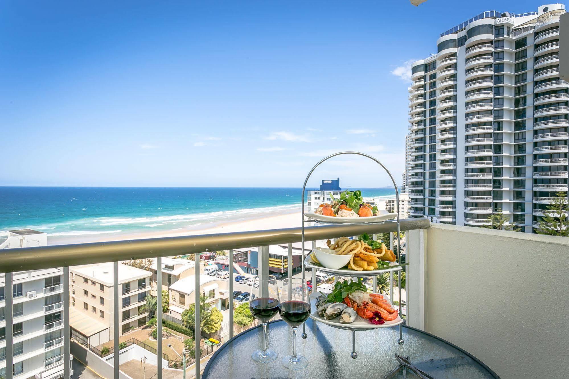 Surfers Beachside 4*