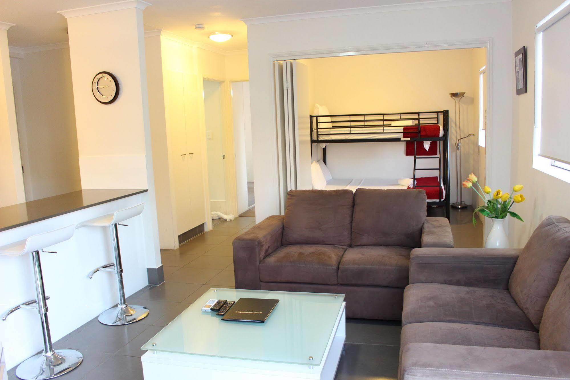 Surfers Riverside 3* Gold Coast