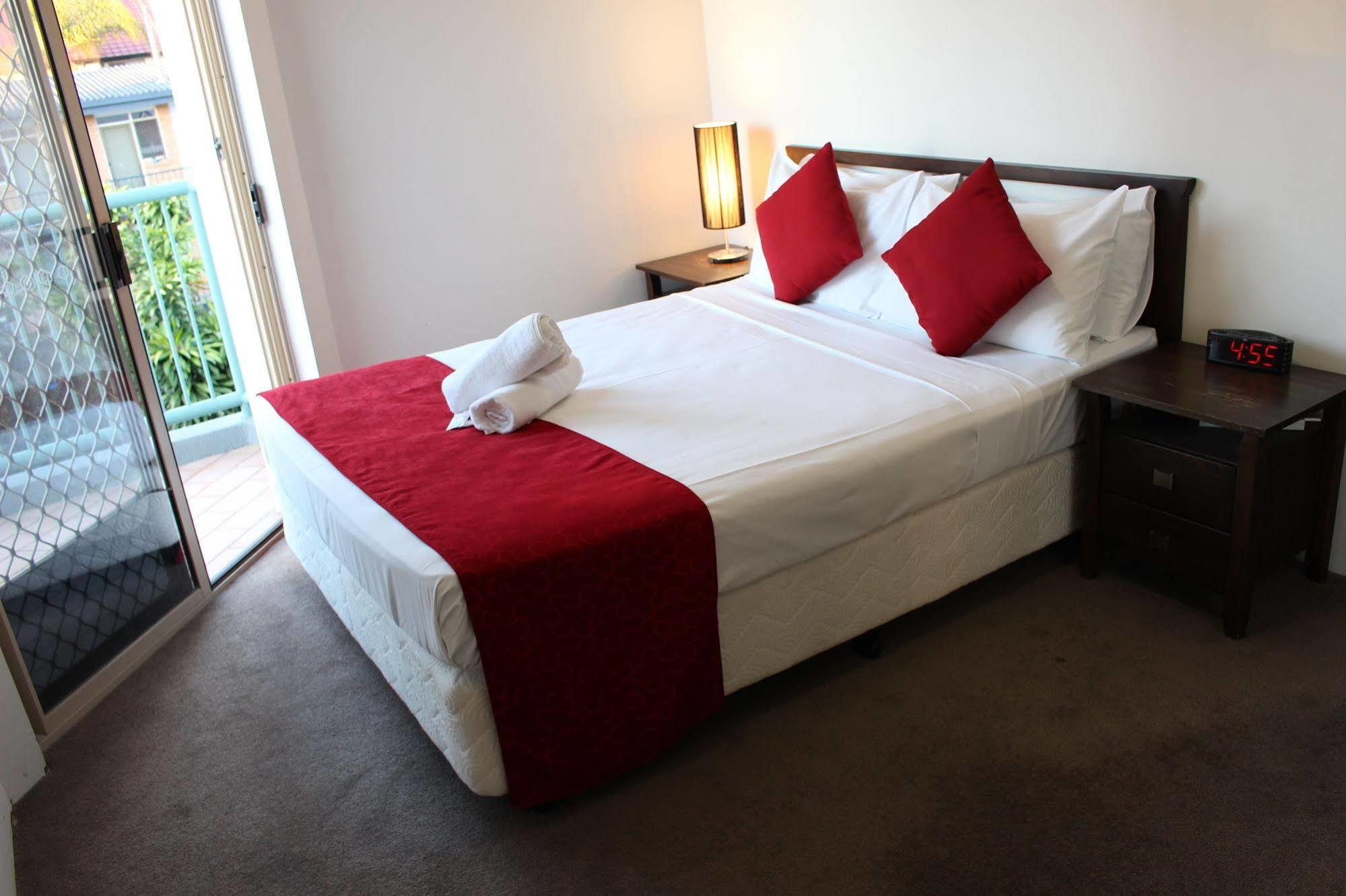 Surfers Riverside 3* Gold Coast