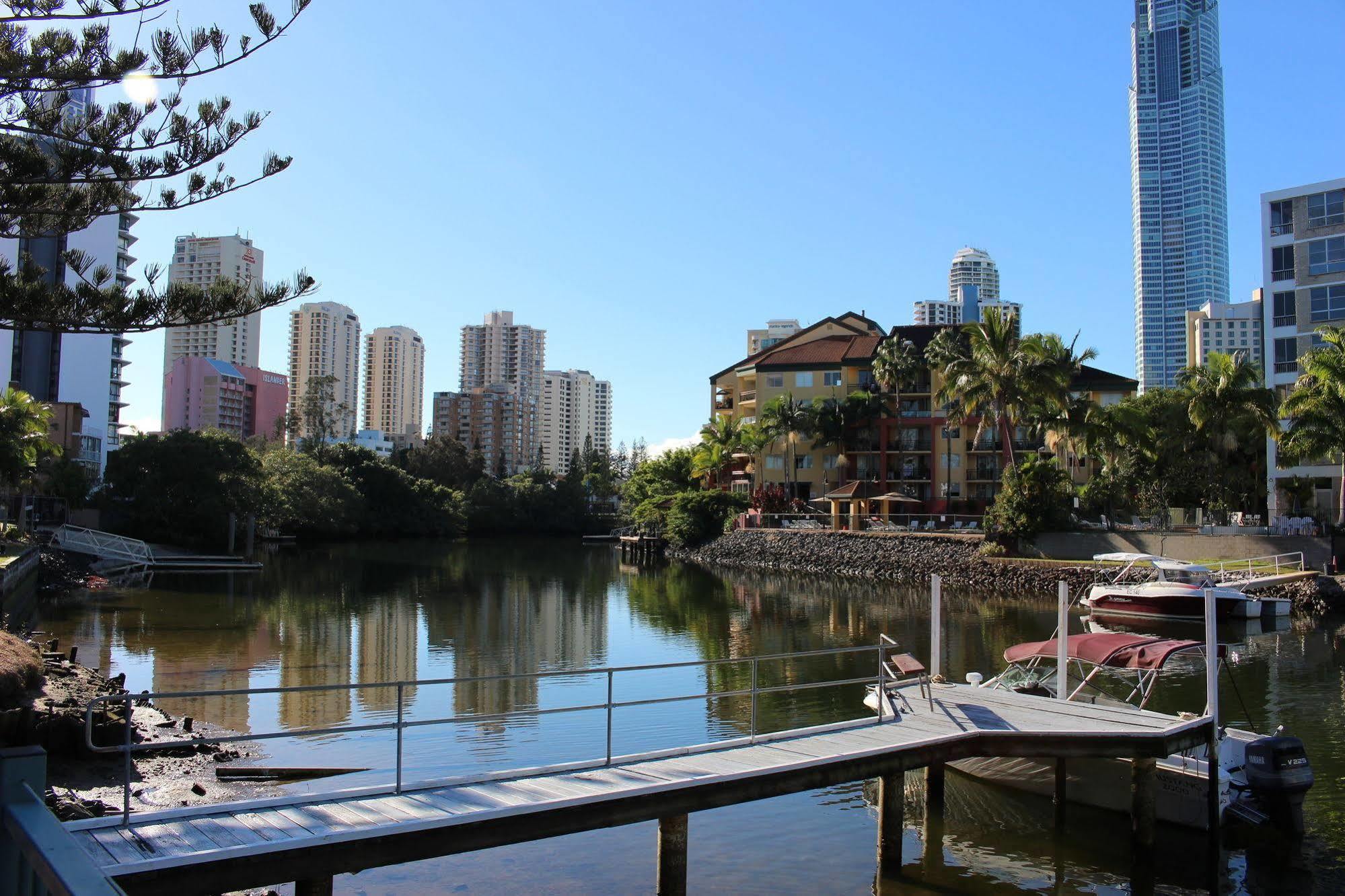 Surfers Riverside Aparthotel Gold Coast