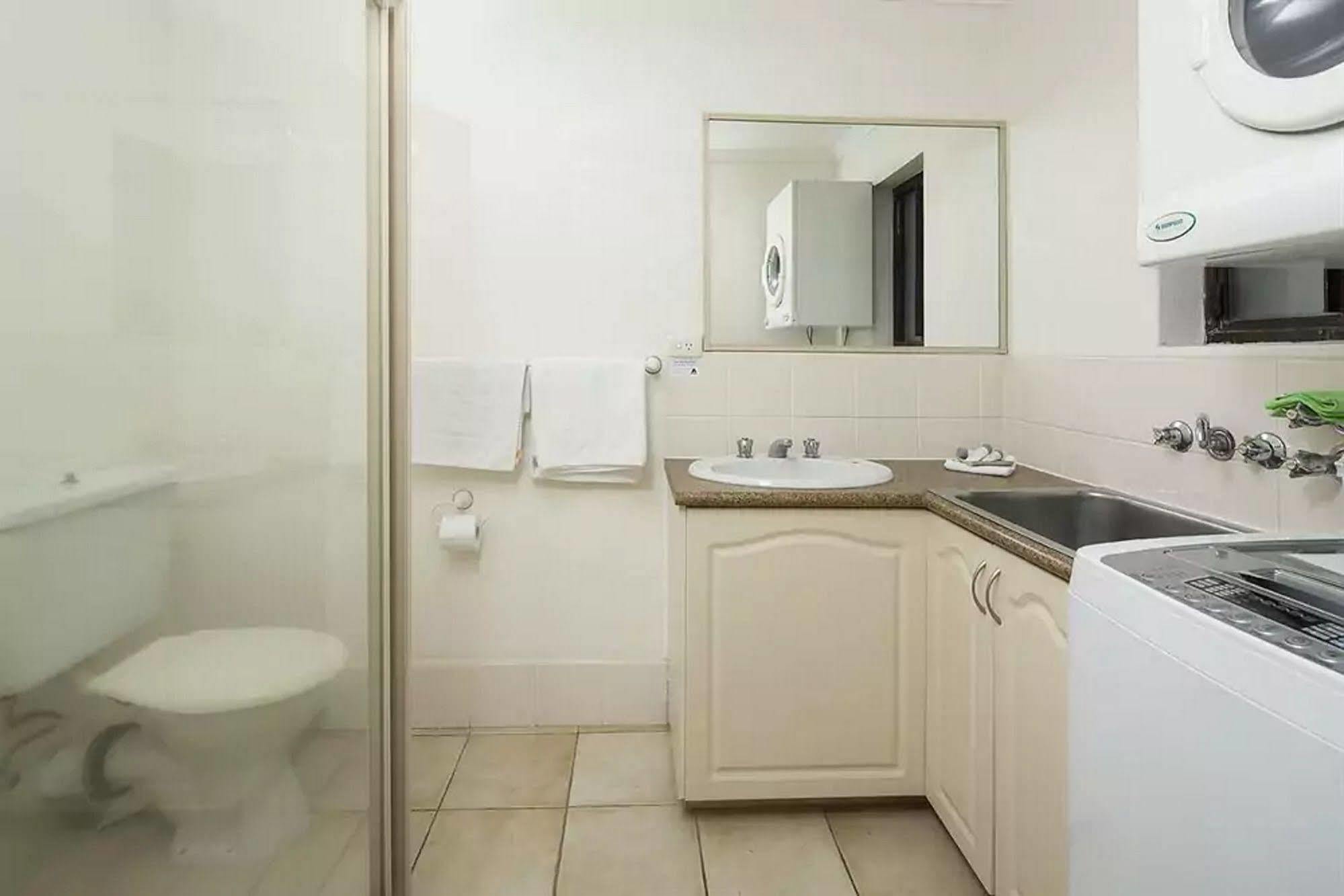 Aparthotel Burleigh Palms 3*
