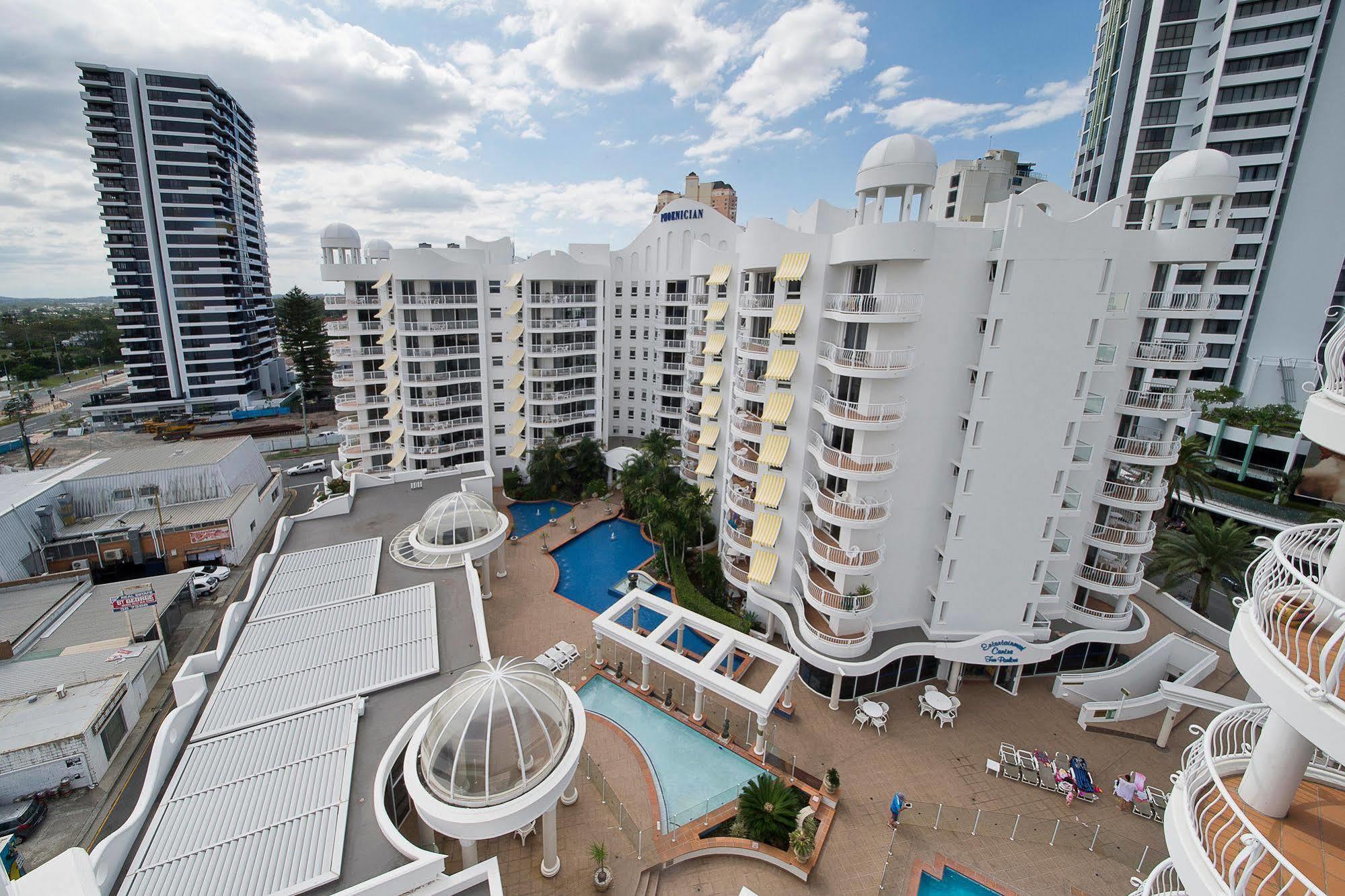 Broadbeach 4*