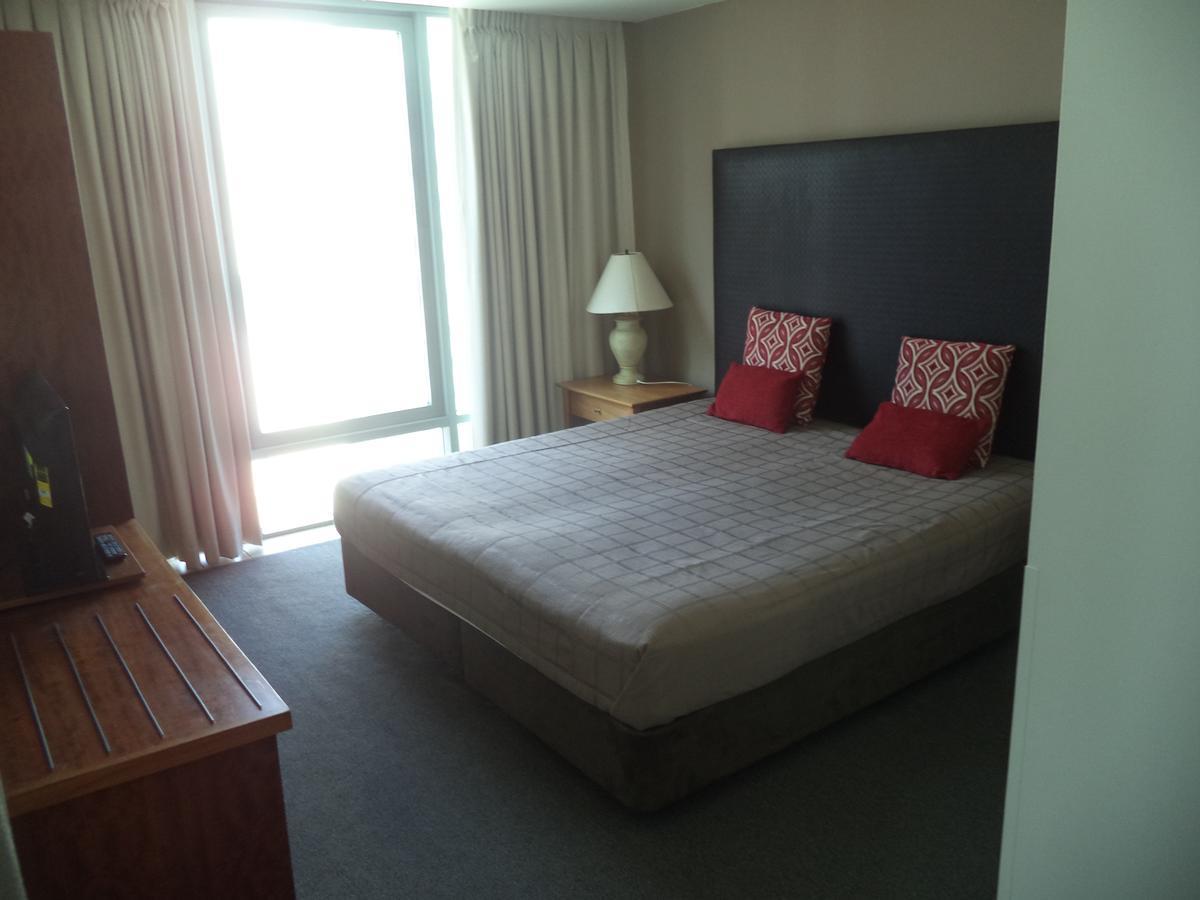 Surfers Legends Private * Gold Coast