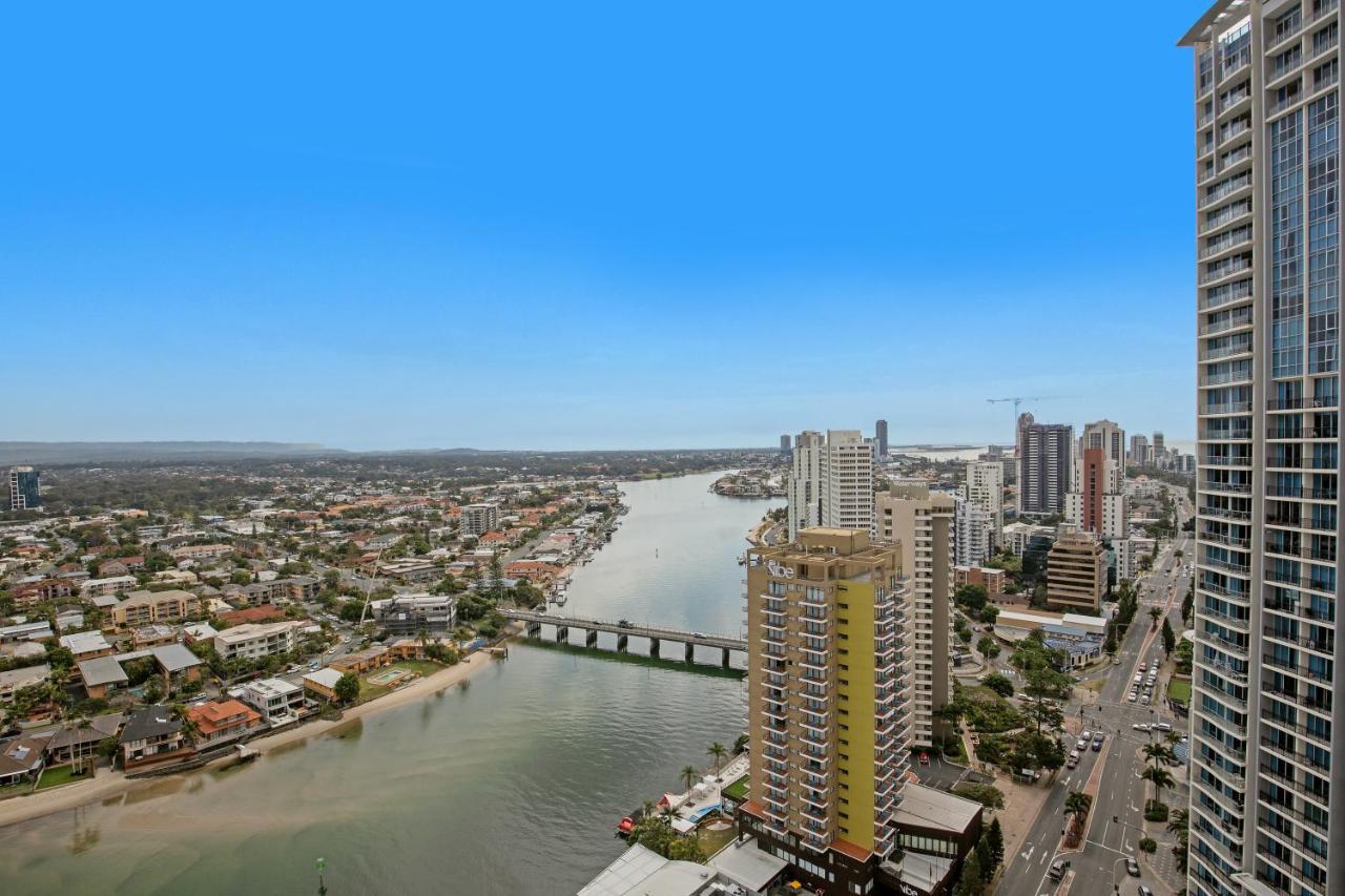 Circle On Cavill, And Sub Penthouses - We Accommodate * Gold Coast