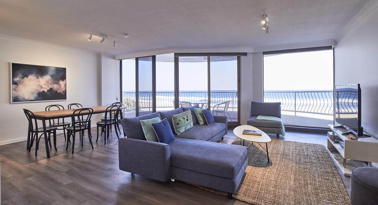 Albatross North Aparthotel 4*