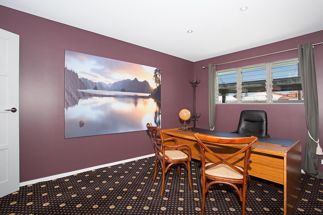 Coastal Elegance Gold Coast