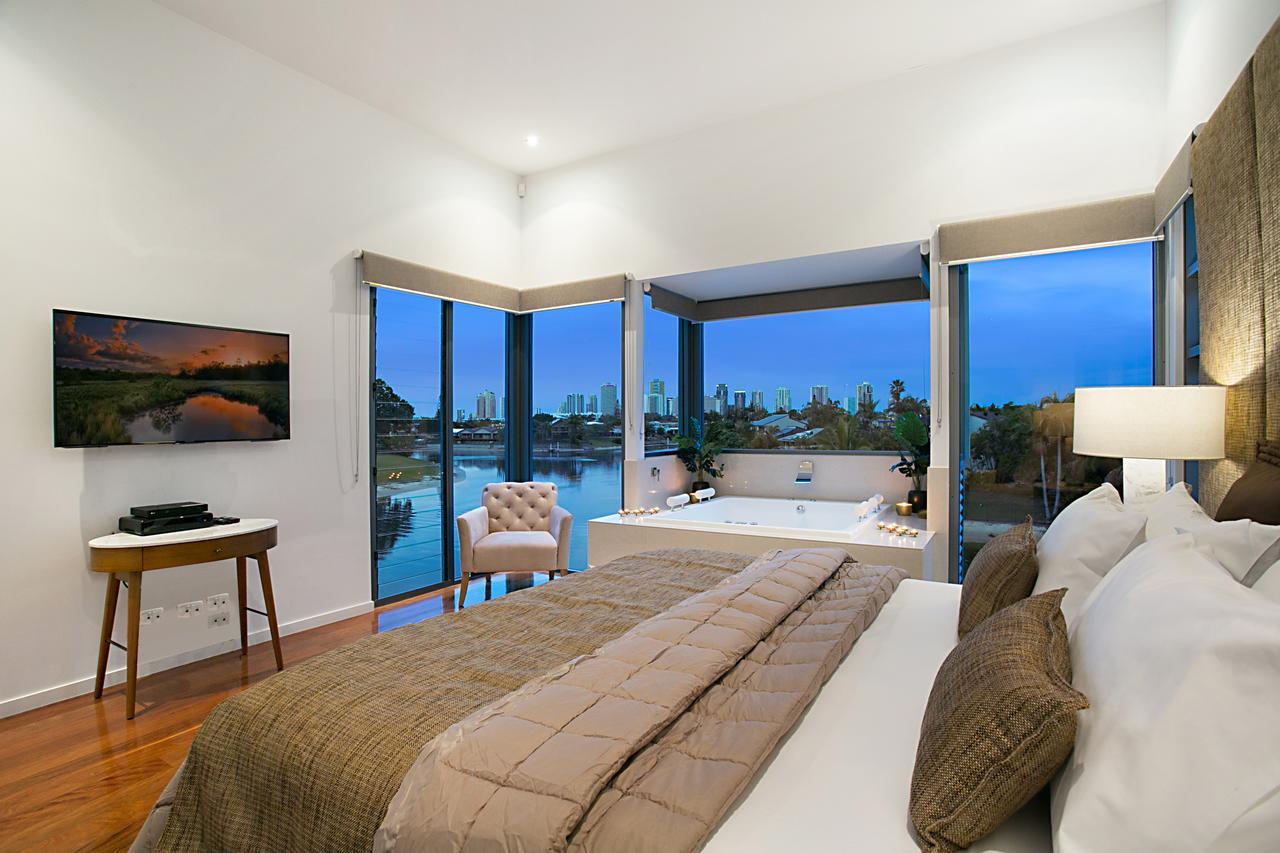 Lumiere' Broadbeach Holiday home Gold Coast