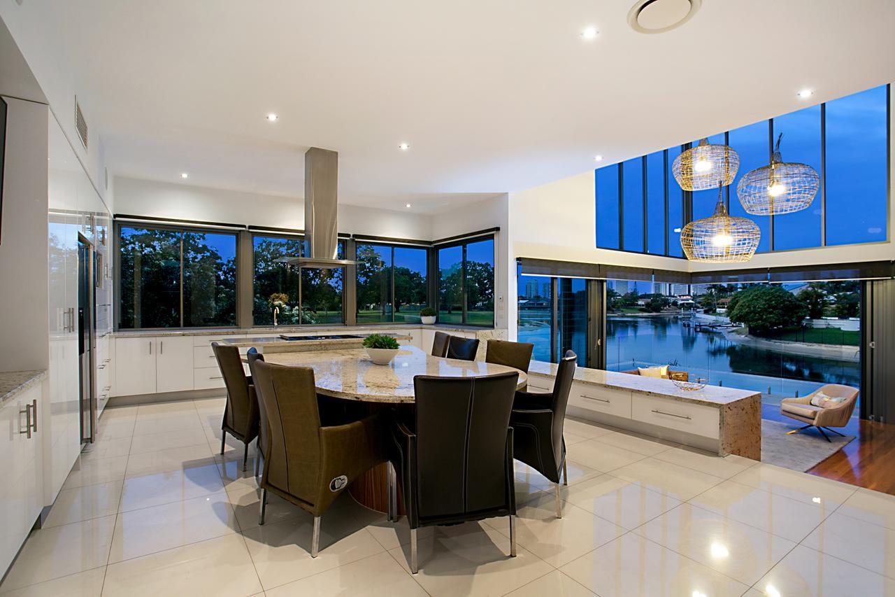 Holiday home Lumiere' Broadbeach *