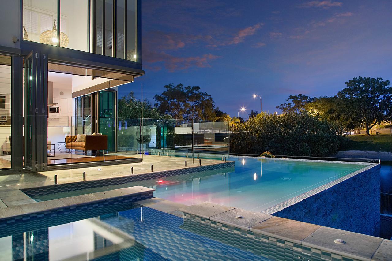 Lumiere' Broadbeach Holiday home