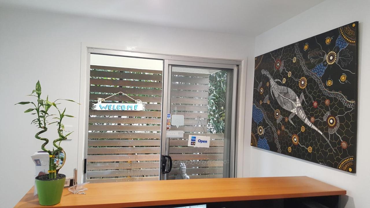 Wyuna Beachfront 3* Gold Coast