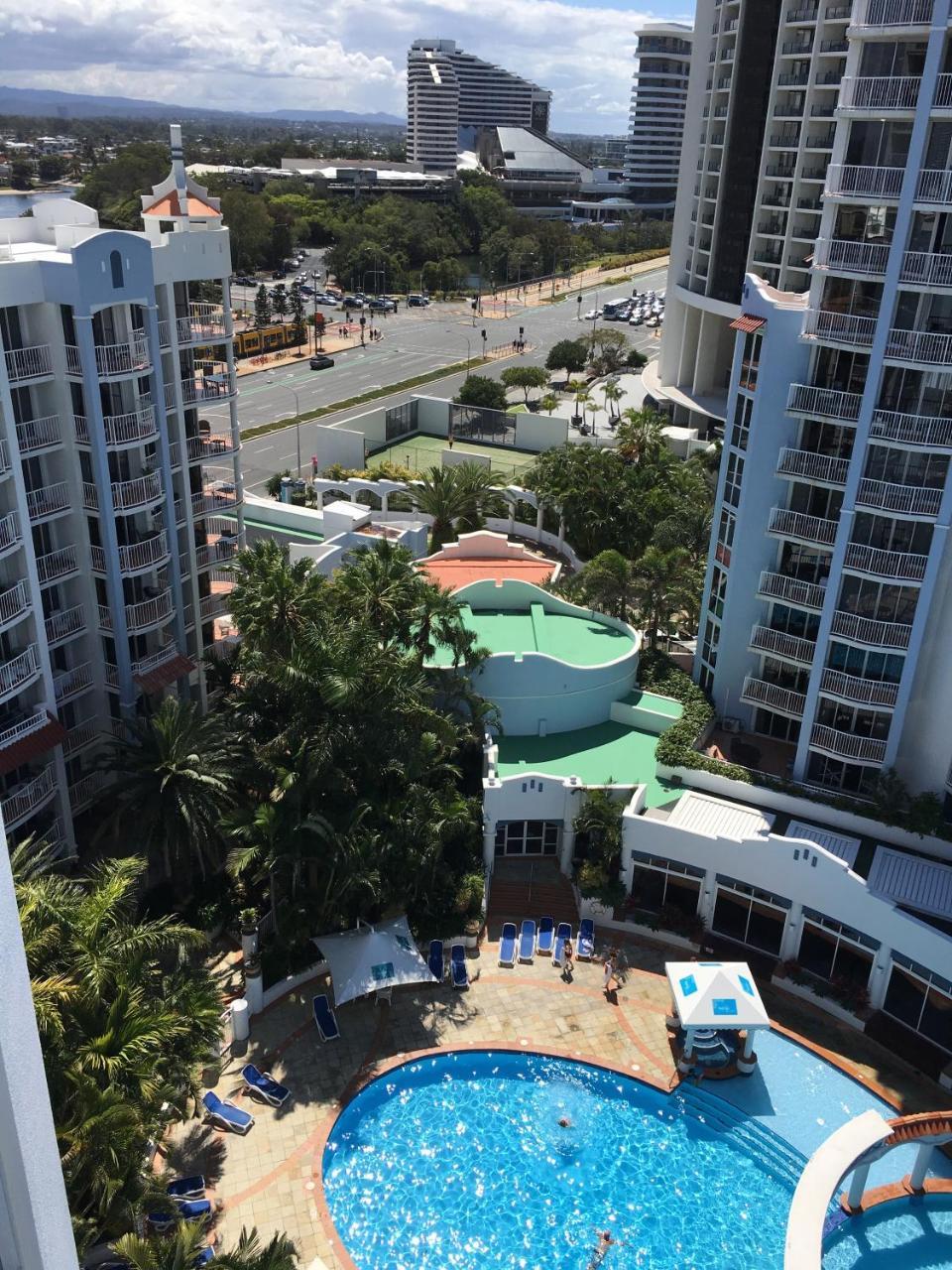 Bell Of Broadbeach * Gold Coast