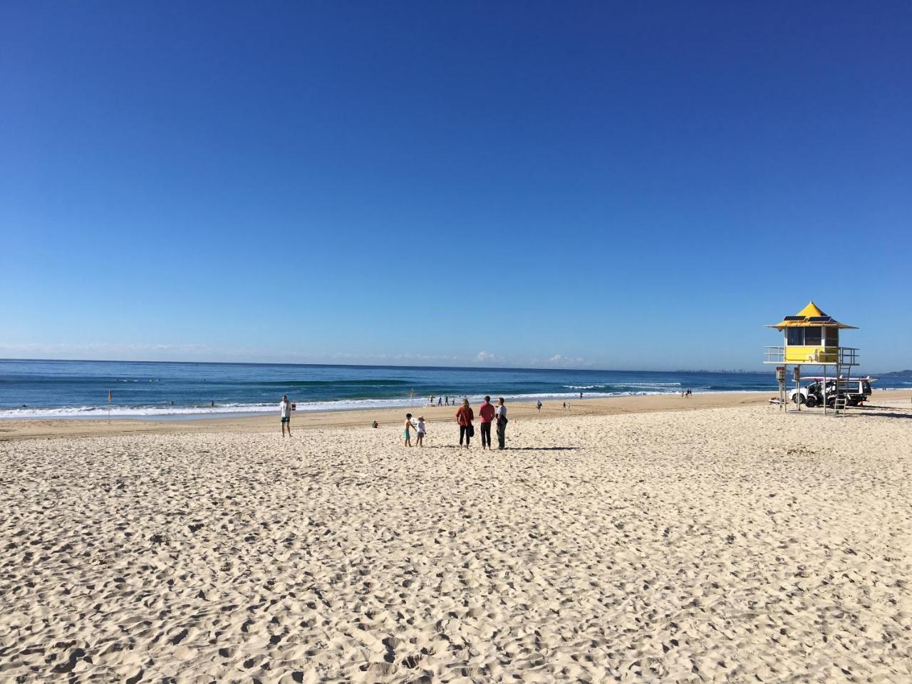 Bell Of Broadbeach Apartment