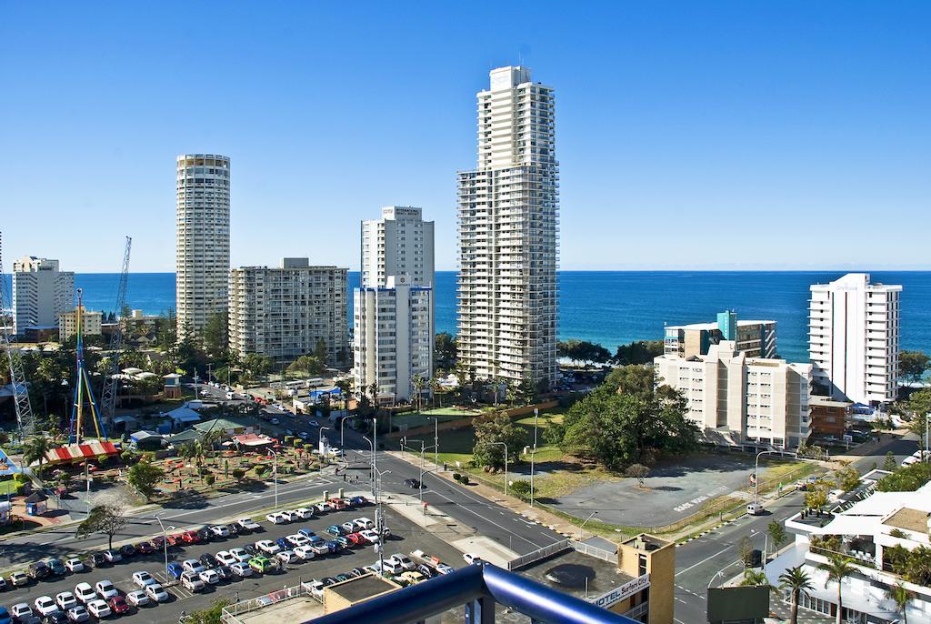 Centrepoint Aparthotel 3*
