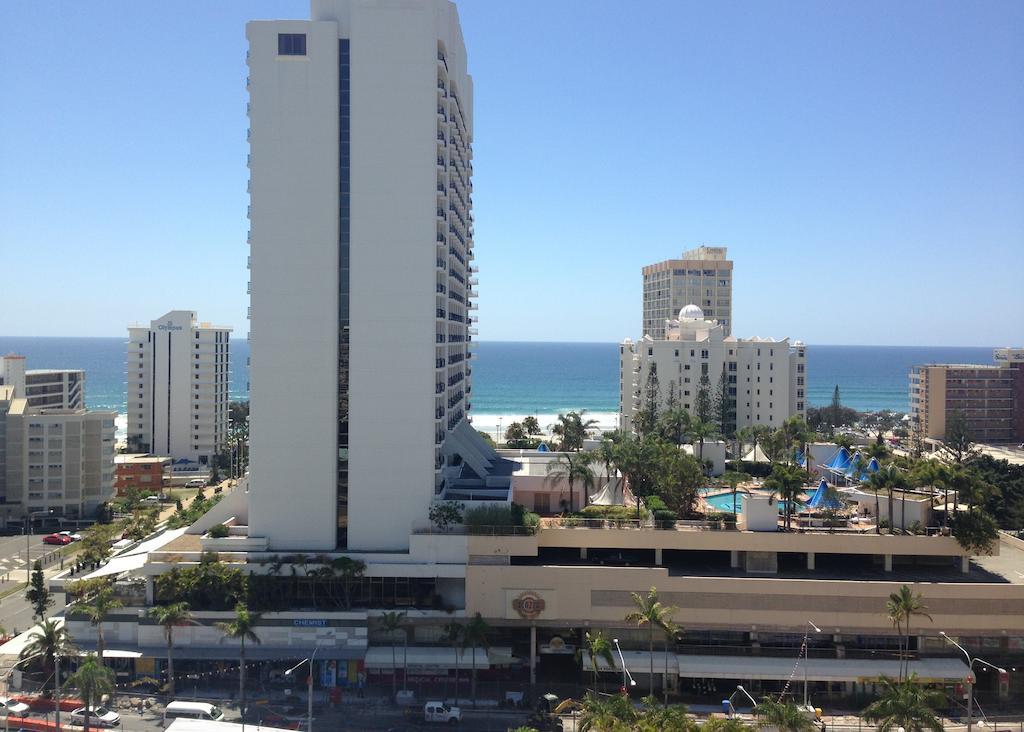 Centrepoint Aparthotel 3*