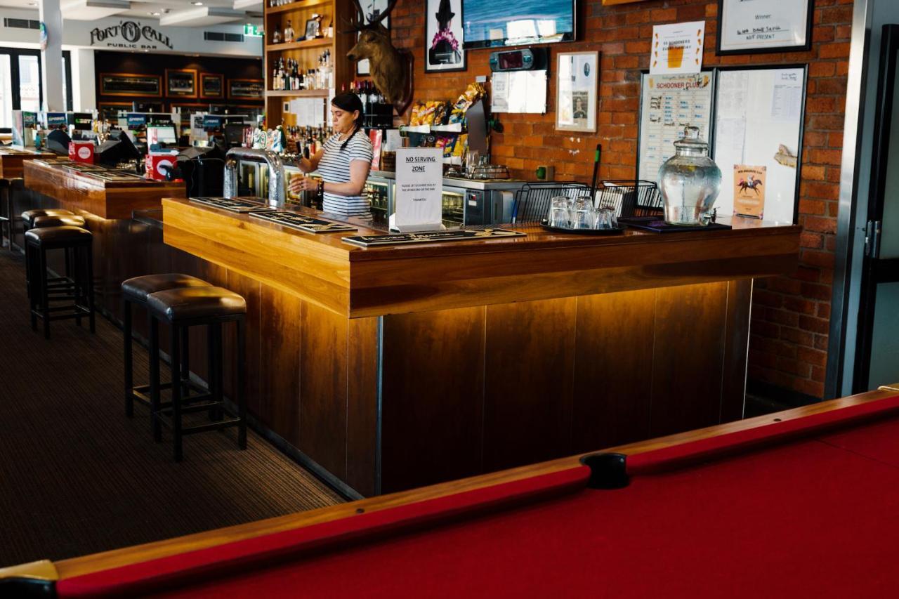 Hostel Coolangatta Sands Hotel