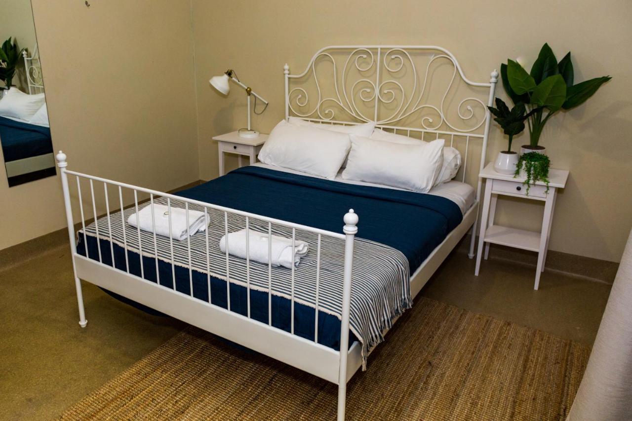 Coolangatta Sands Hotel Hostel *