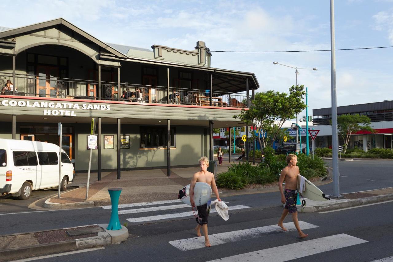Coolangatta Sands Hotel * Coolangatta
