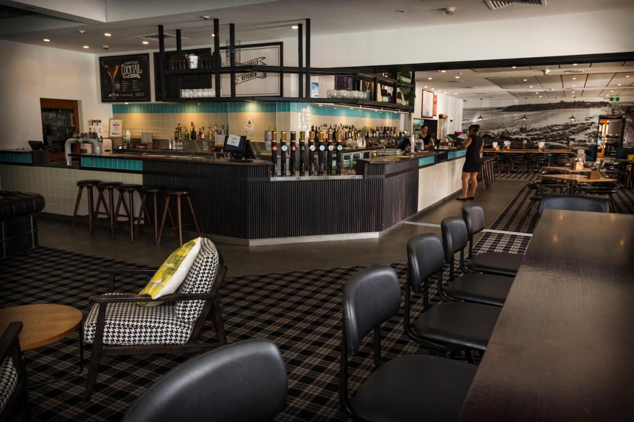 Coolangatta Sands Hotel Hostel Coolangatta