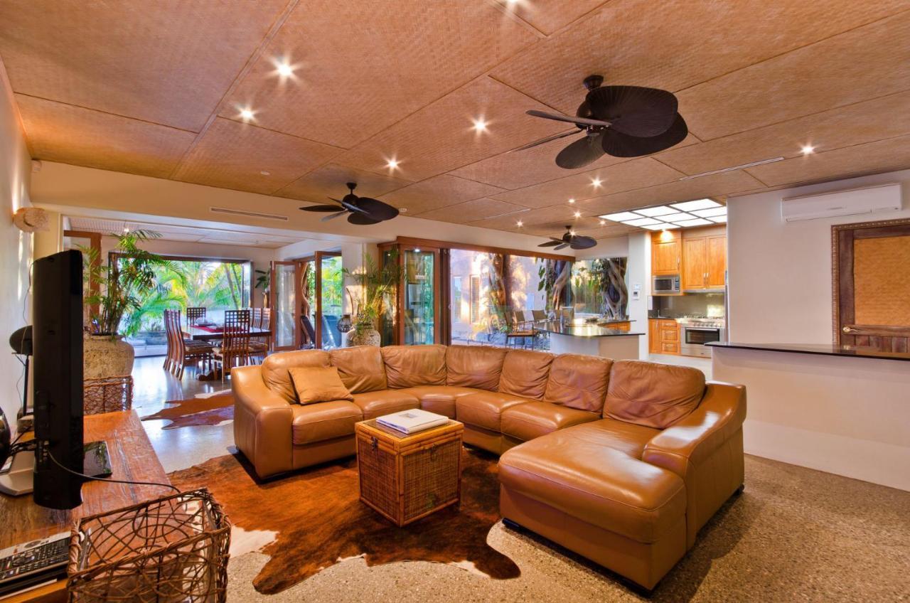 Casa Albero Via Roma Holiday home *