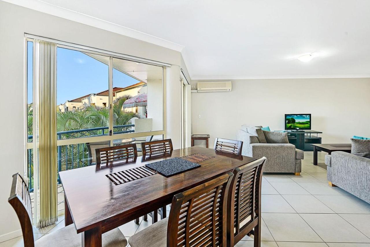 Golden Riviera Absolute Beachfront 4*