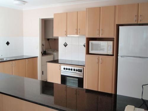 Grosvenor Beachfront Surfers Paradise