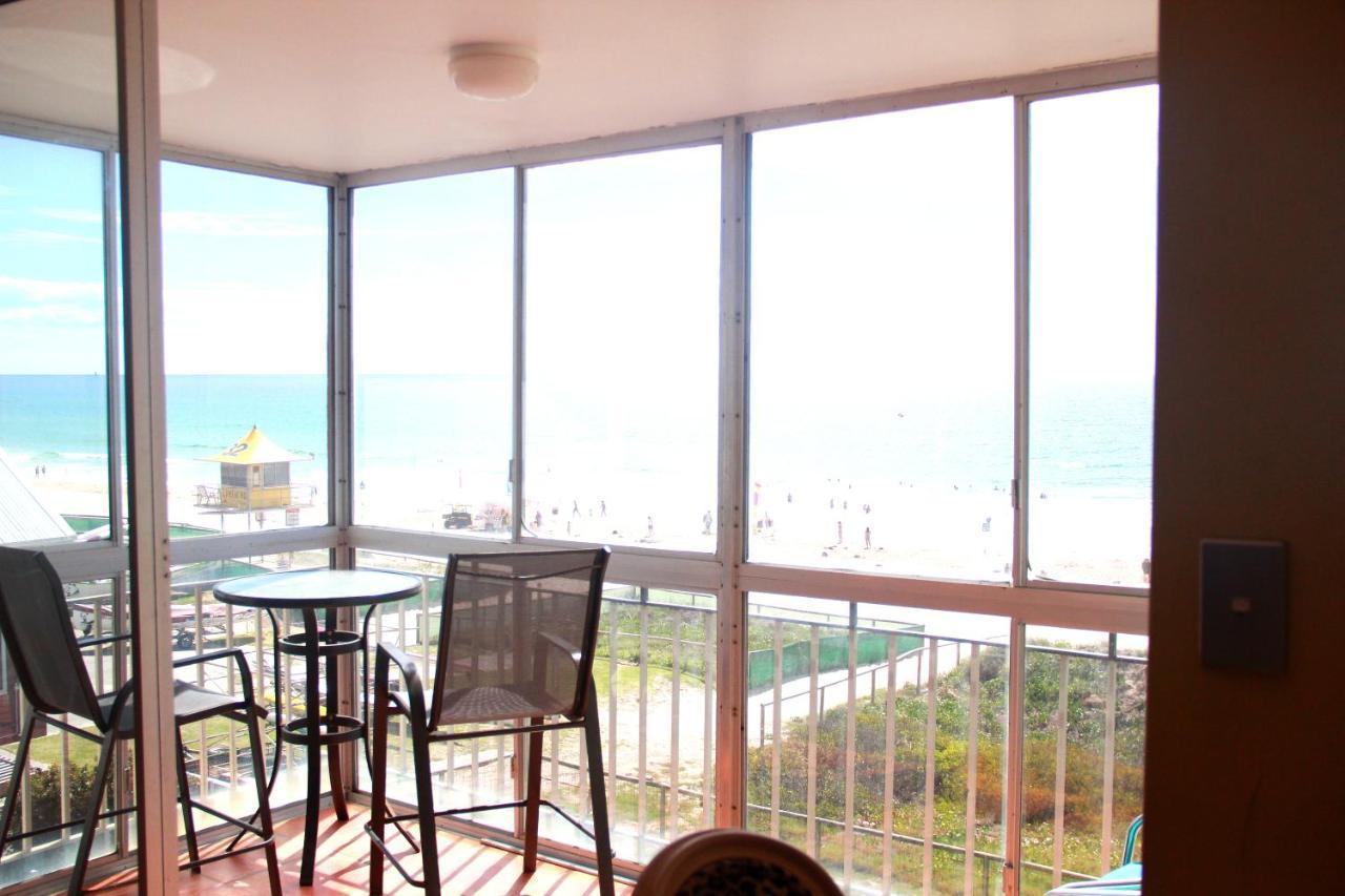 Garfield@surfers Paradise Beachfront *