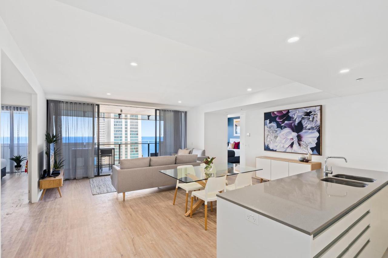 Circle On Cavill - Gclr Gold Coast
