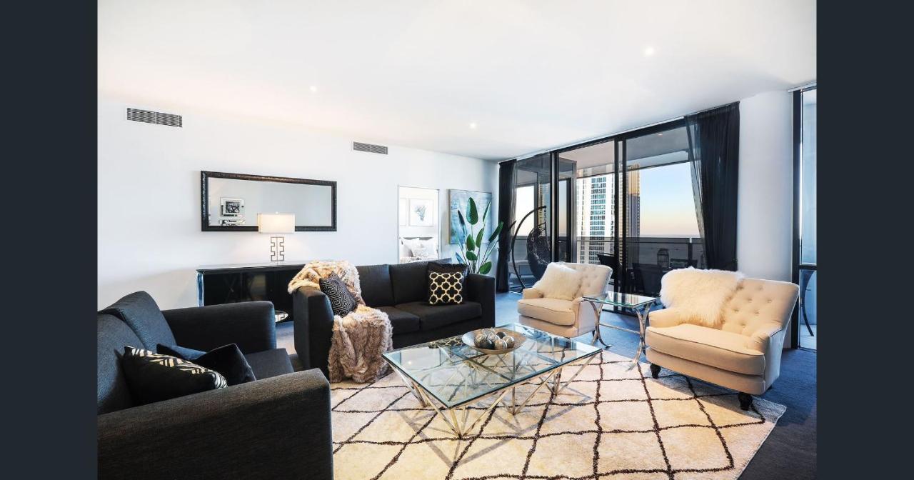 Cavill Avenue Luxury Private * Gold Coast