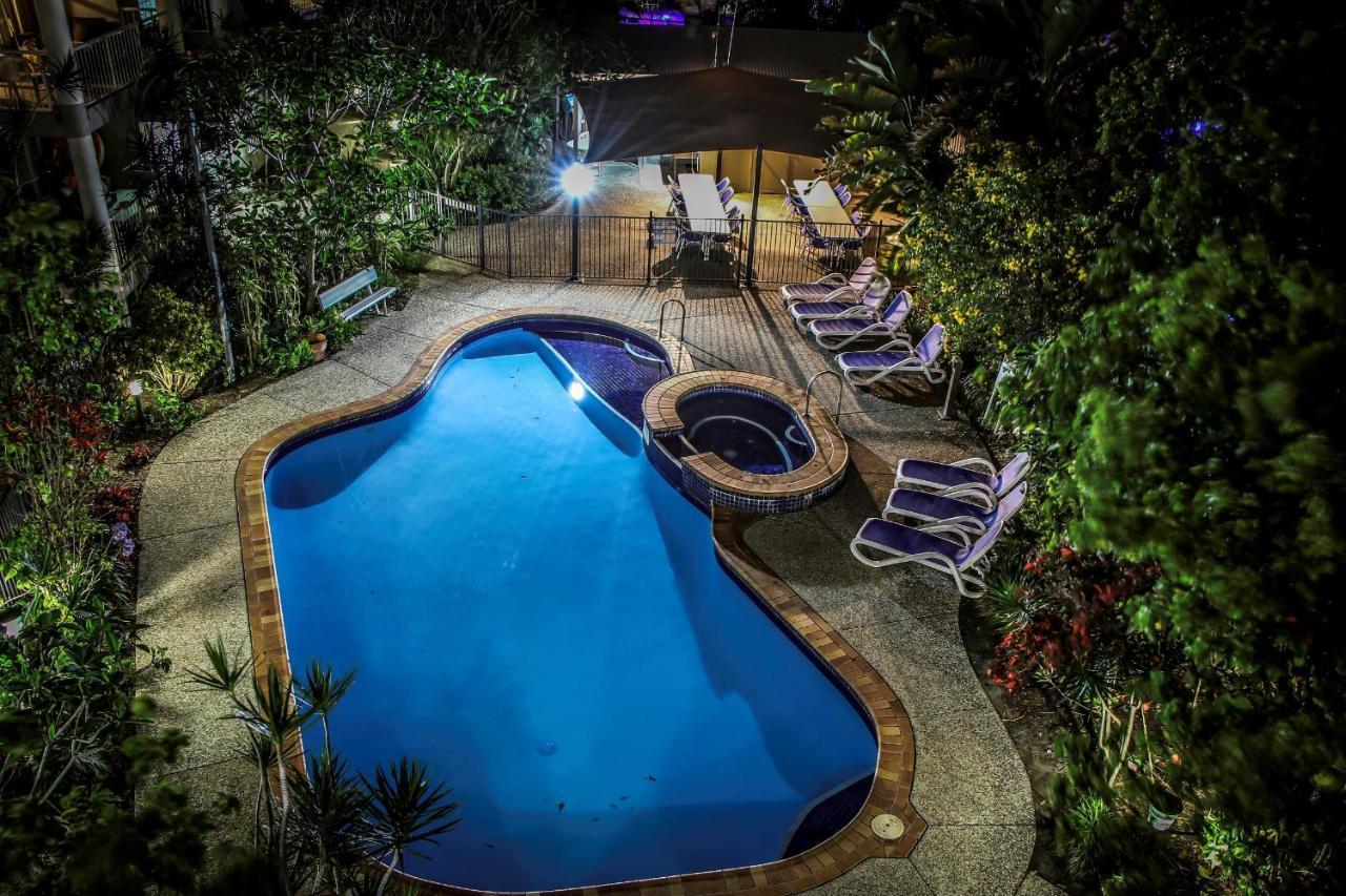 Surfers Aparthotel