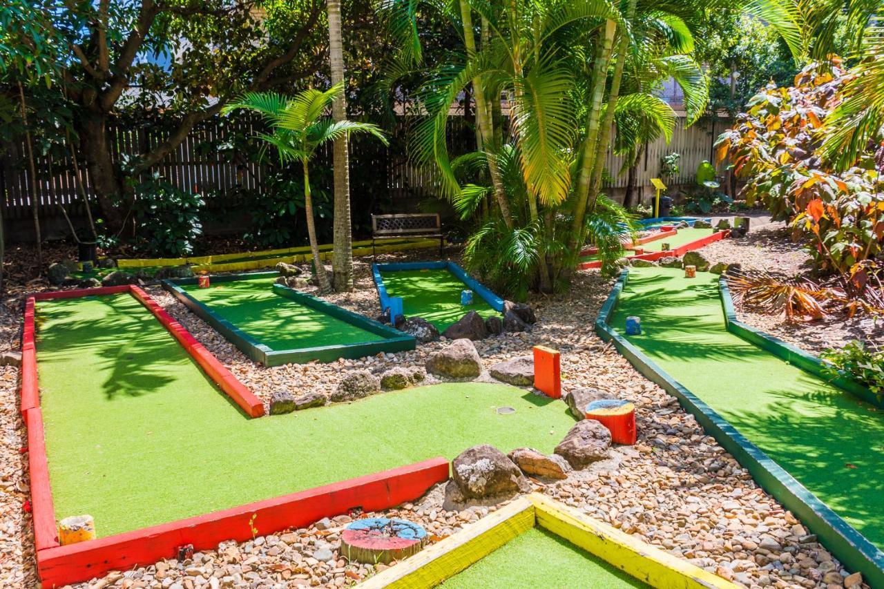 Mari Court 3* Gold Coast
