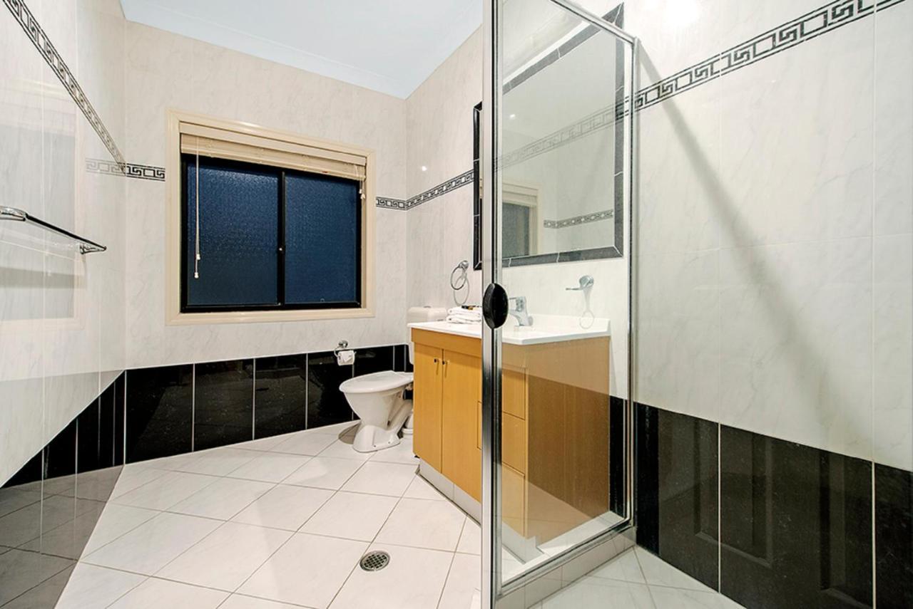 Holidays House Almafi Drive Surfers Paradise Holiday home *