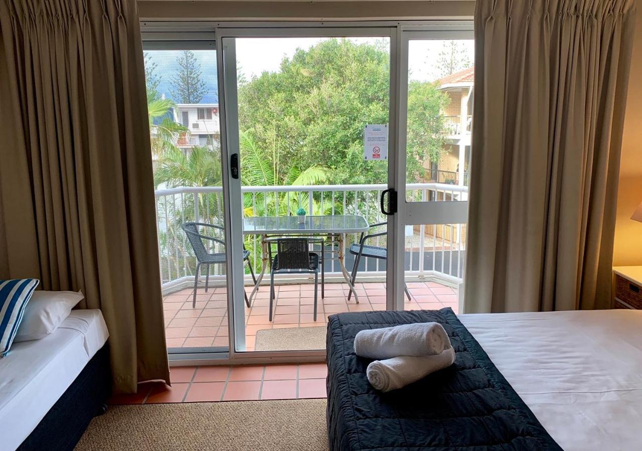 Hotel Outrigger Burleigh 3*