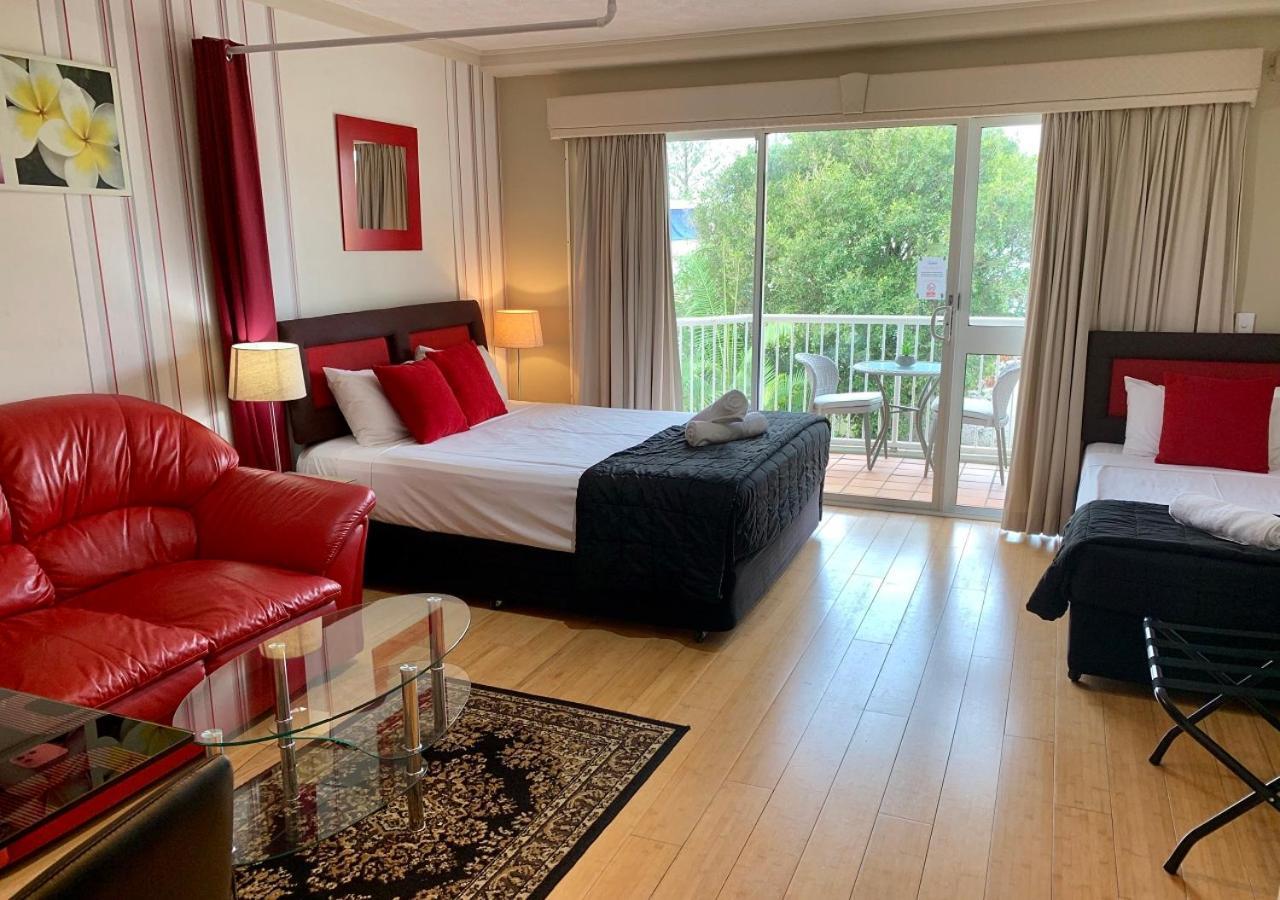 Hotel Outrigger Burleigh