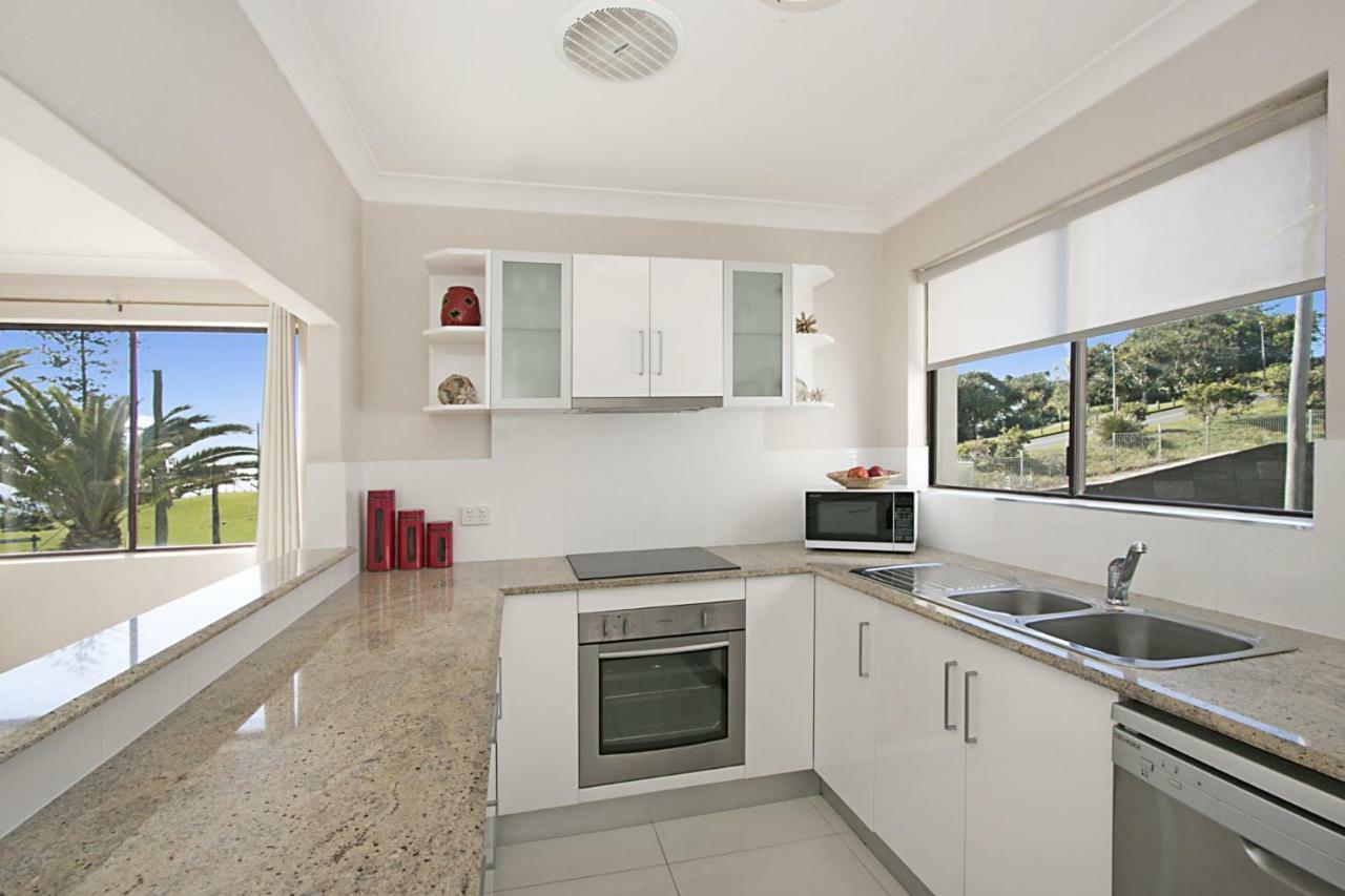 Rainbow End Unit 4 Balcony With Ocean Views Overlooking Rainbow Bay Coolangatta Holiday home Gold Coast