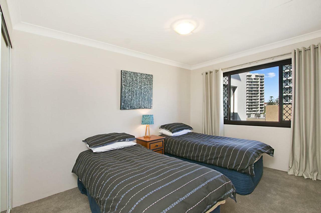 Rainbow End Unit 4 Balcony With Ocean Views Overlooking Rainbow Bay Coolangatta Gold Coast