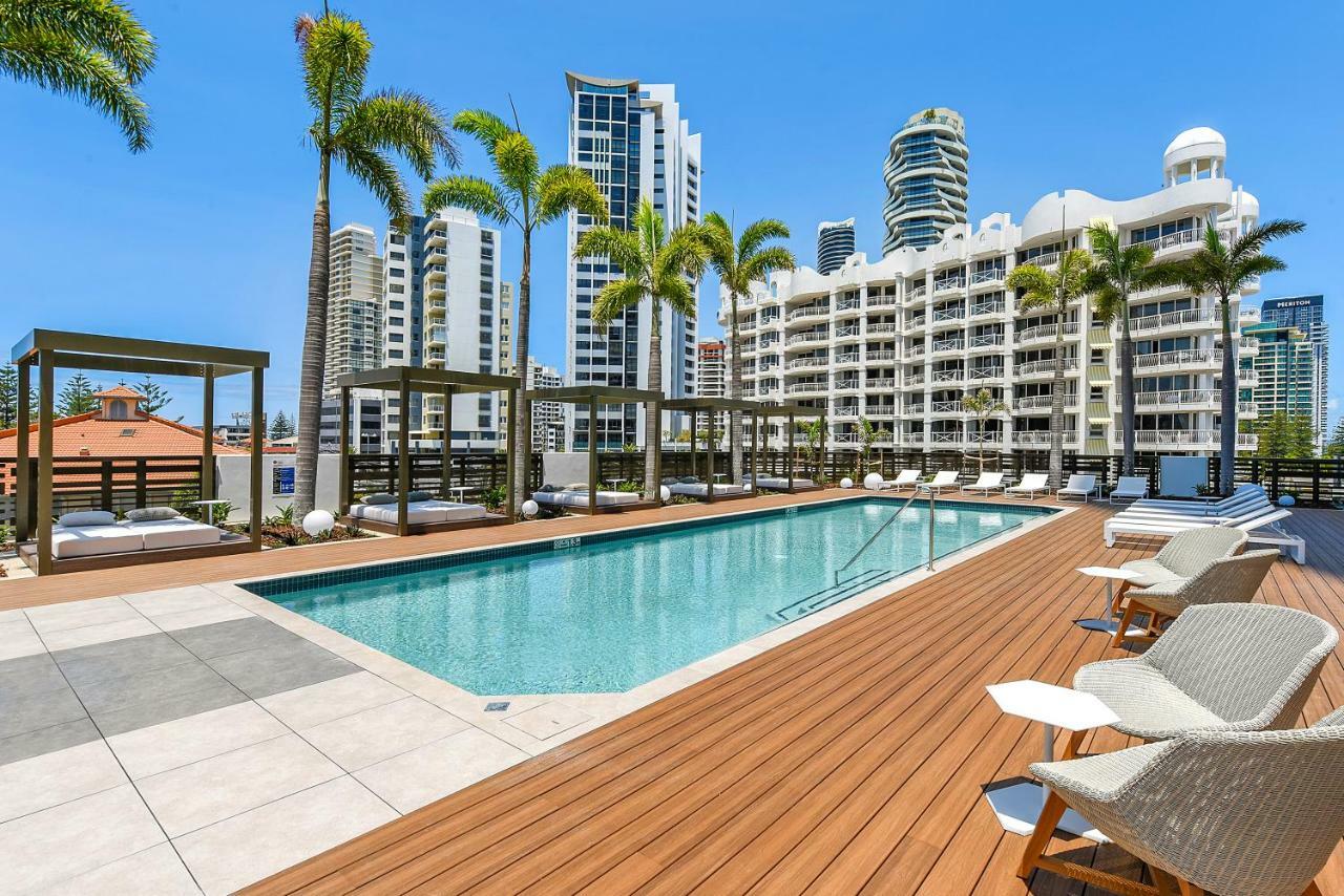 Qube Broadbeach Ocean View Apartment