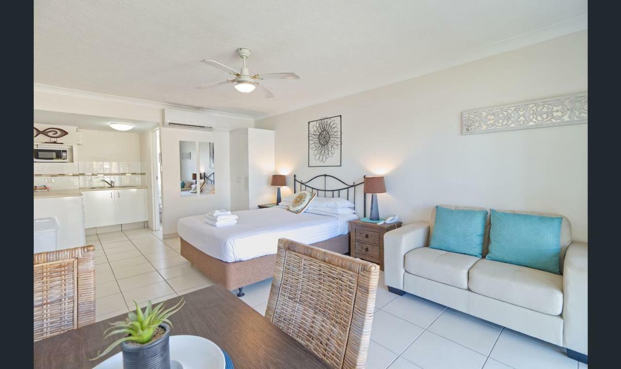 Bay Of Palms Hotel