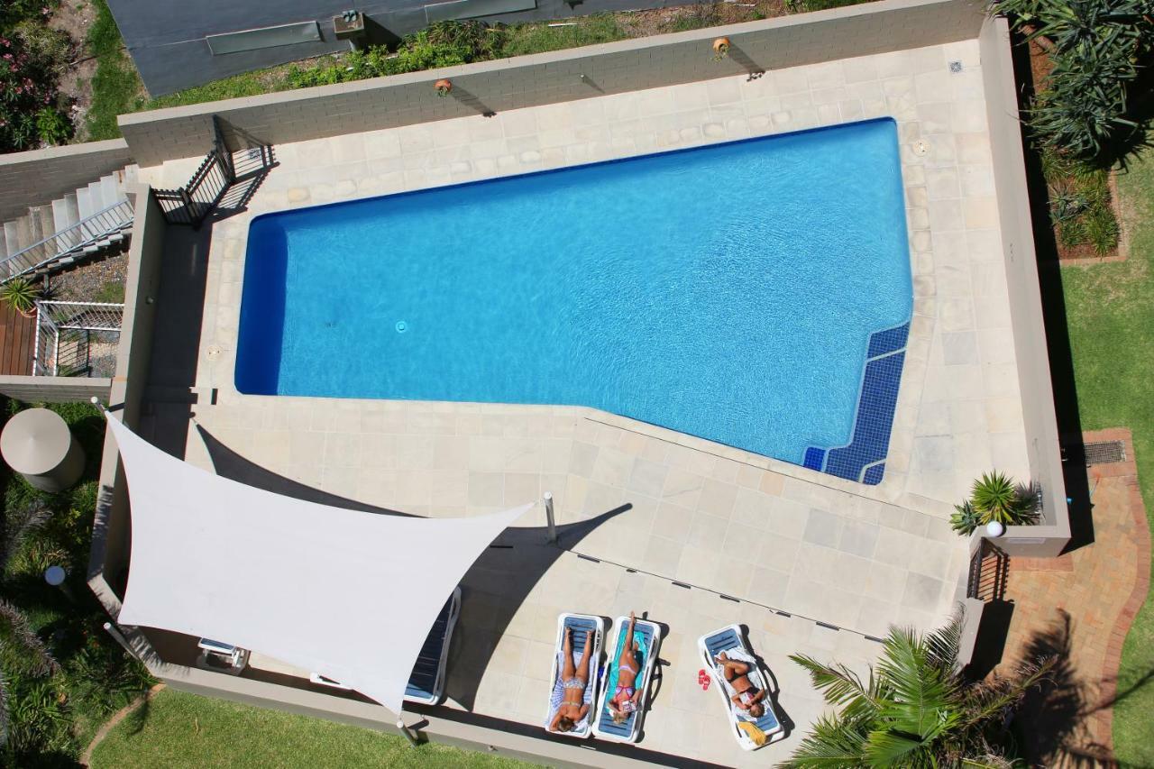 Narrowneck Court 4*