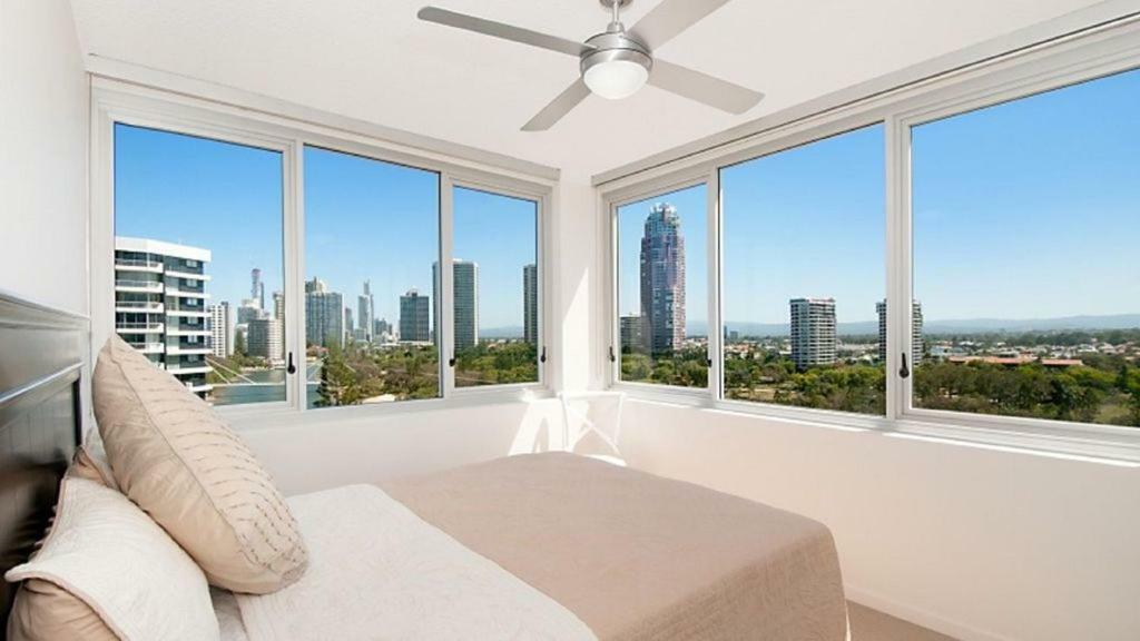 Amira Penthouse Main *
