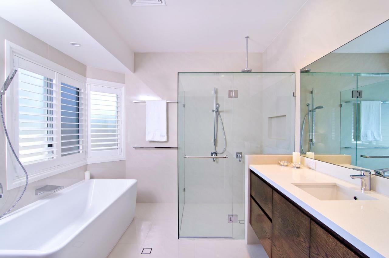 Seaclusion 5 Bed Waterfront, Sleeps 12