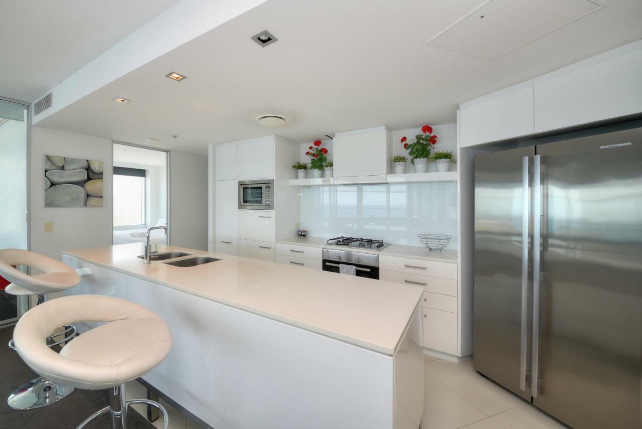 Deluxe Private In Surfers Paradise Apartment *