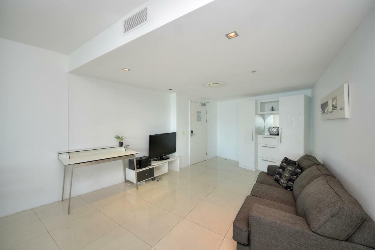 Deluxe Private In Surfers Paradise Gold Coast