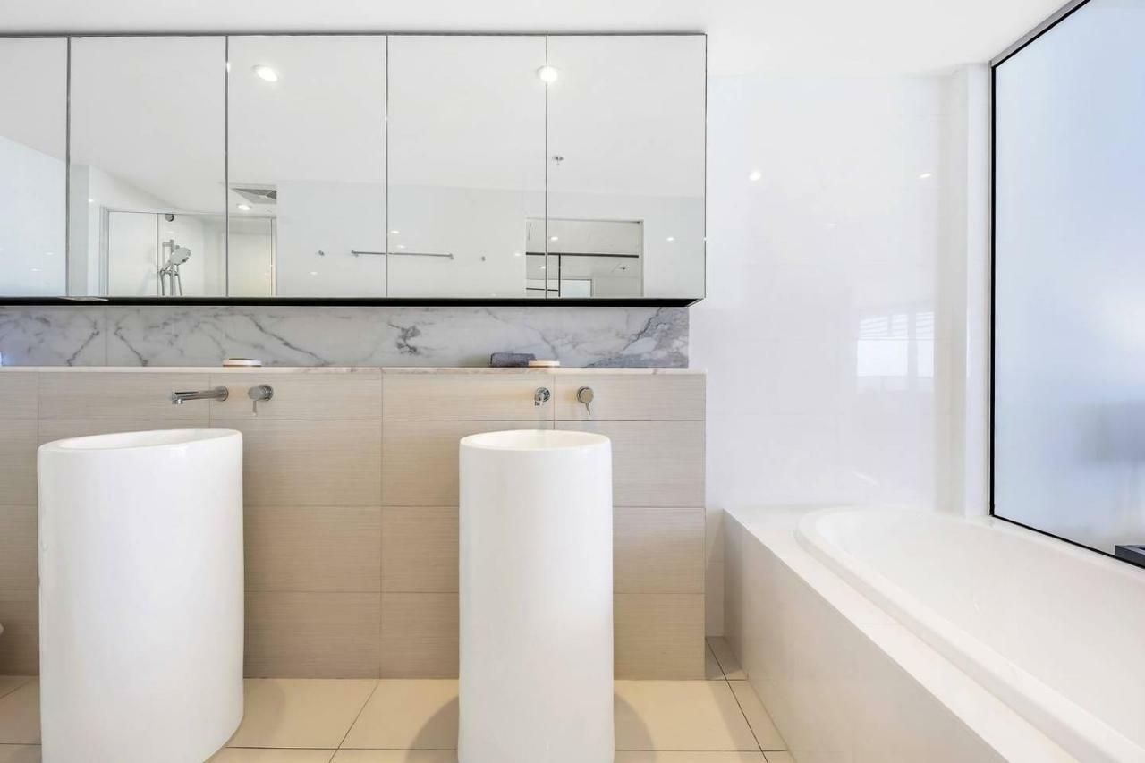 Oracle Broadbeach With Amazing Ocean Views! *