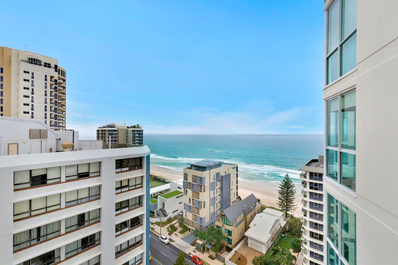 Pacific Views Aparthotel