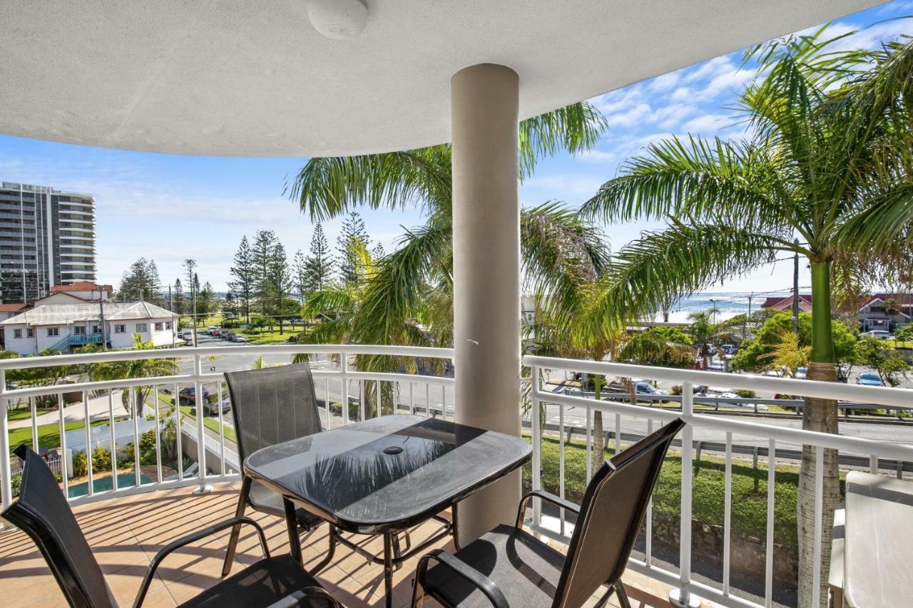 Kirra Palms