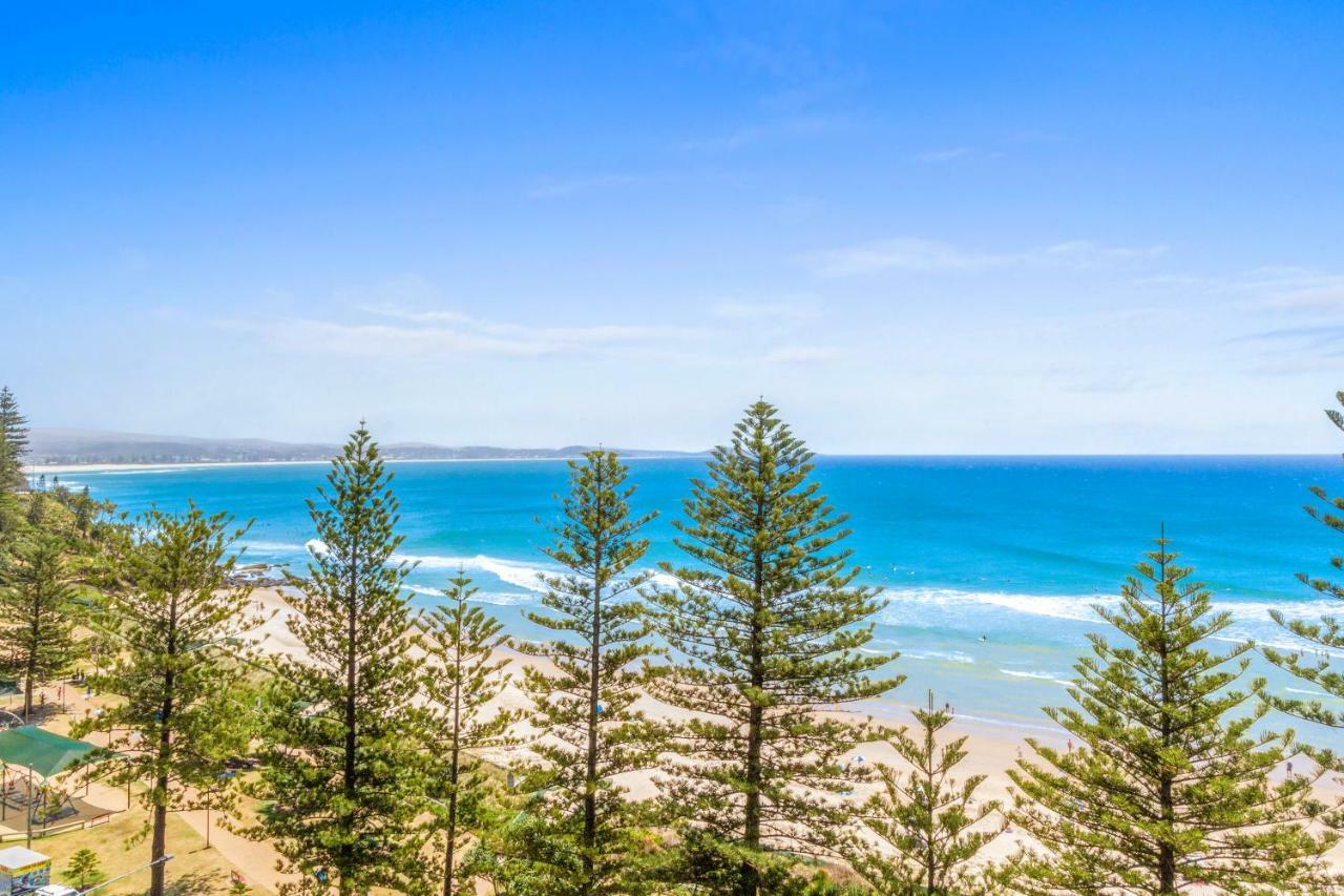 Columbia Beachfront On Rainbow Bay Aparthotel
