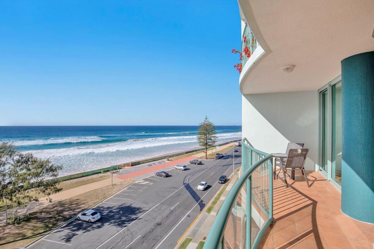 Resort The Waterford On Main Gold Coast