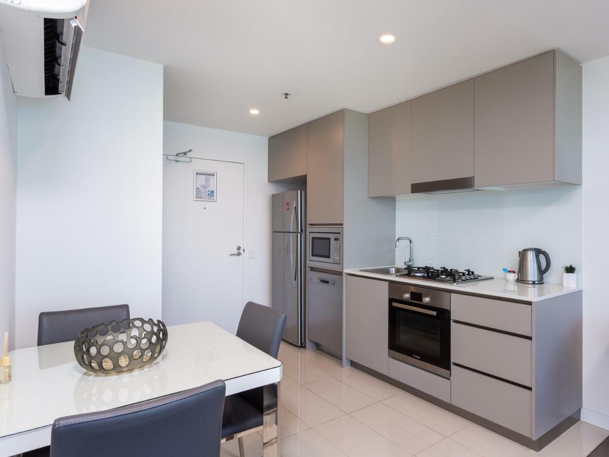 Apartment Serain Residences On Surfers *